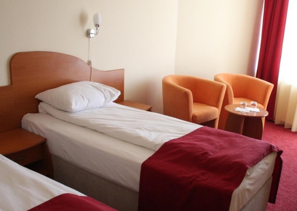 Hotel Parc Buziaş Zimmer foto